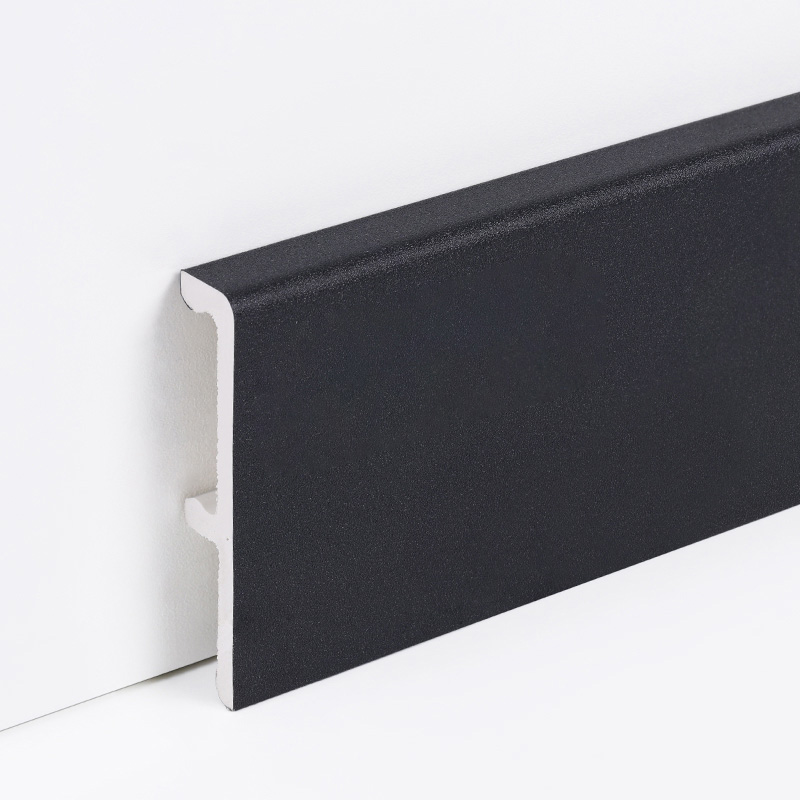 Rodap&eacute;s pretos