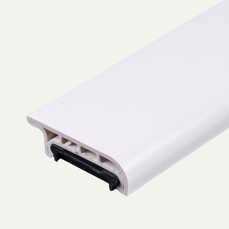 rodap&eacute; de pl&aacute;stico