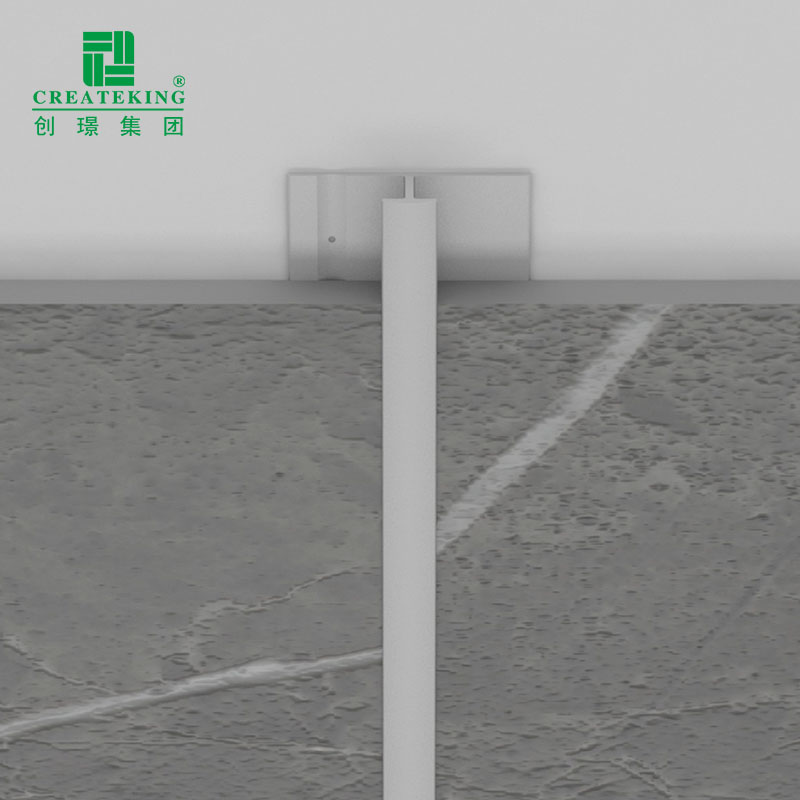 Guarnição expulsa especial da borda da telha do fabricante de China para a proteção das bordas da parede interior 