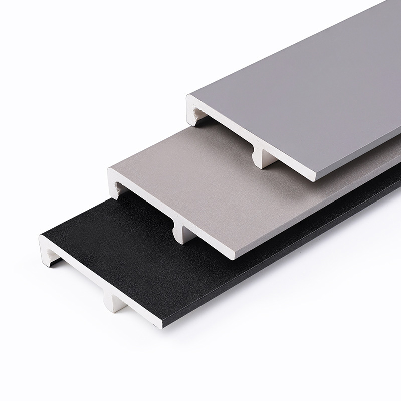 Rodap&eacute;s pretos imperme&aacute;veis