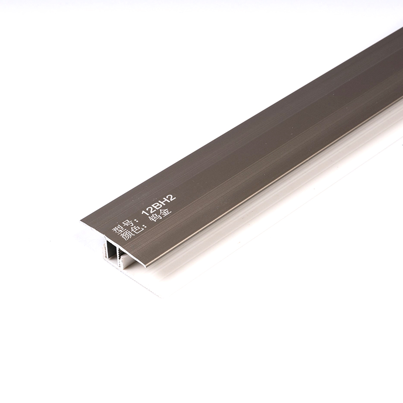 Guarni&ccedil;&atilde;o personalizada do nariz da escada em azulejo