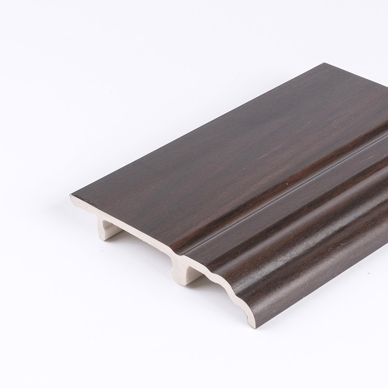 Rodap&eacute; de t&aacute;bua corrida