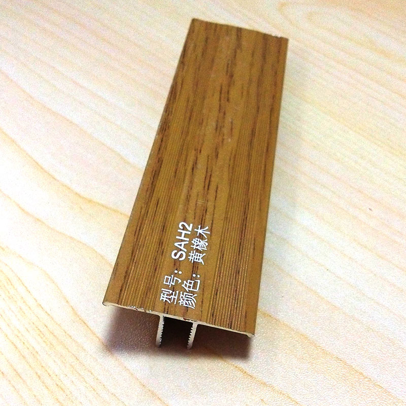 Acabamento interno em forma de T