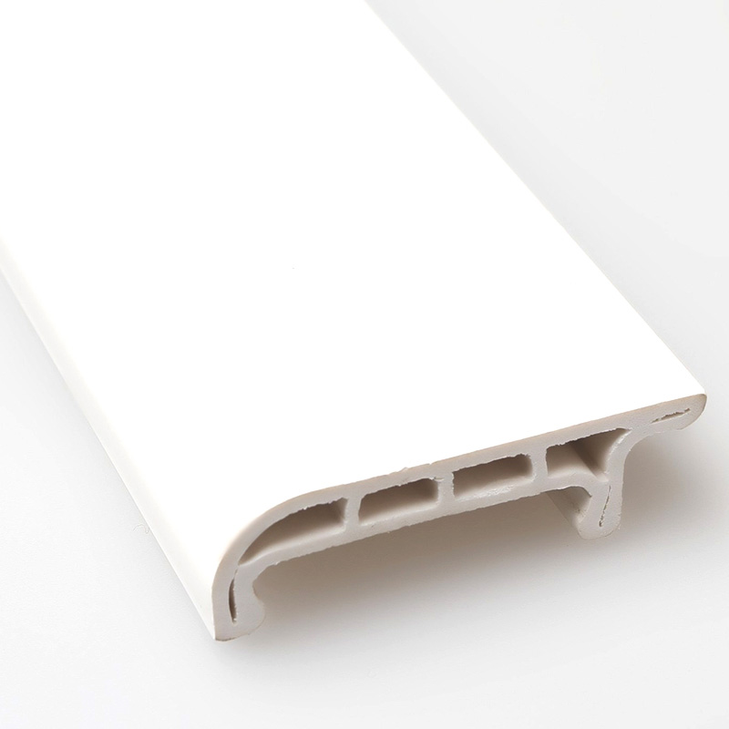 Rodap&eacute; branco imperme&aacute;vel