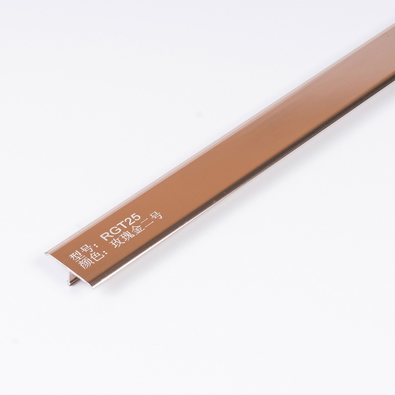 Acabamento interno em azulejo T