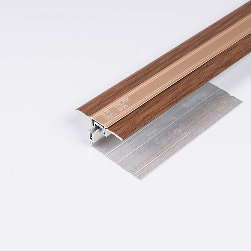 Faixas de transi&ccedil;&atilde;o de azulejos internos