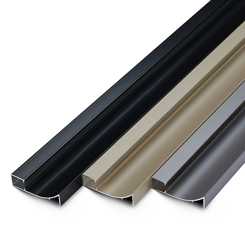 V&aacute;rios tamanhos de tiras de LED rodap&eacute;