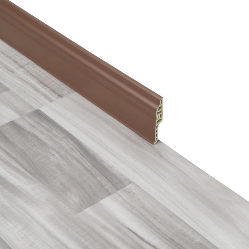 rodap&eacute; de pl&aacute;stico