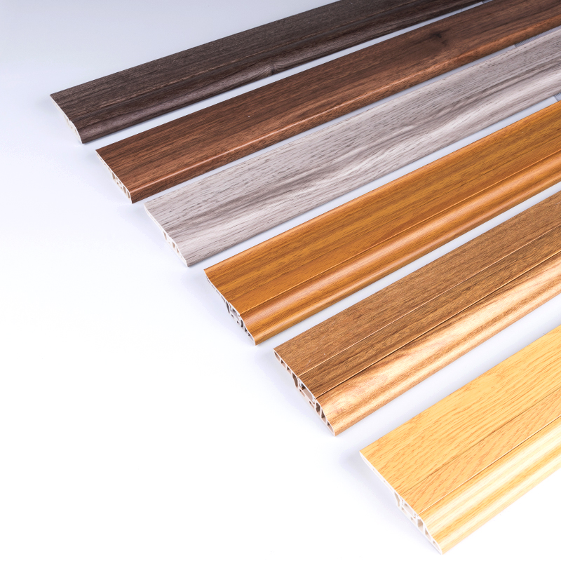 moldagem de rodap&eacute; de pvc