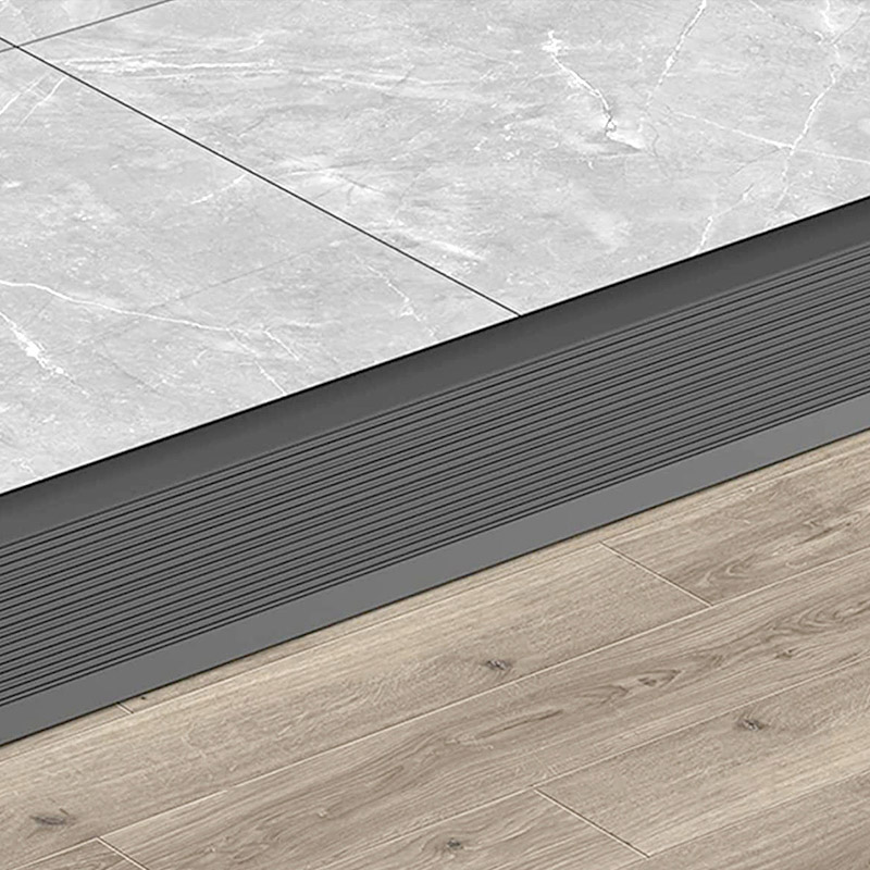 Acabamento de transi&ccedil;&atilde;o de piso luxuoso