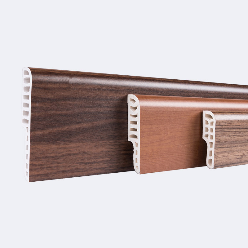 Rodap&eacute; de banheiro em PVC imperme&aacute;vel