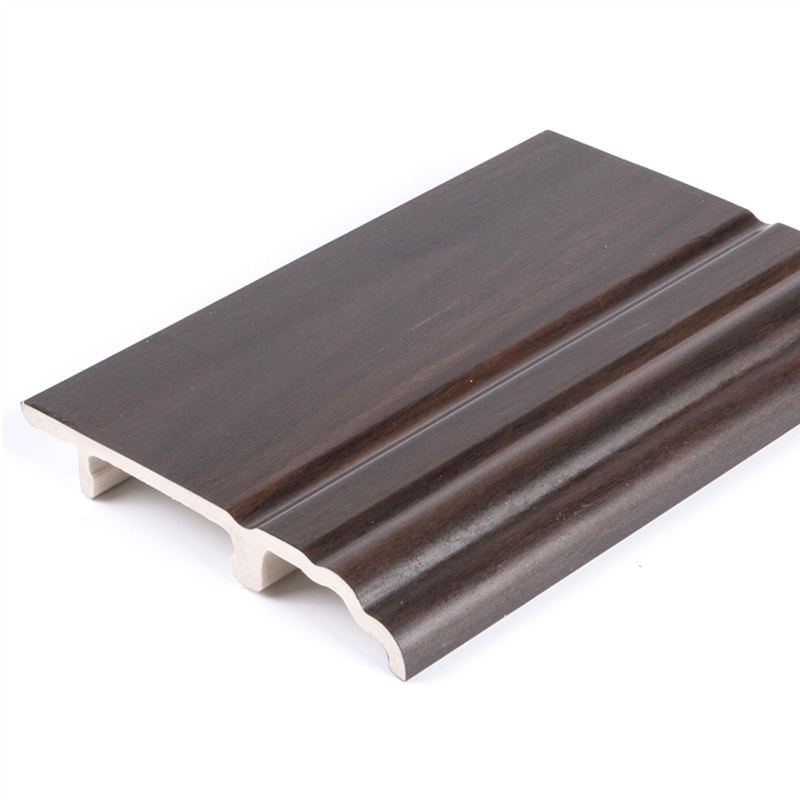 rodap&eacute; de pl&aacute;stico