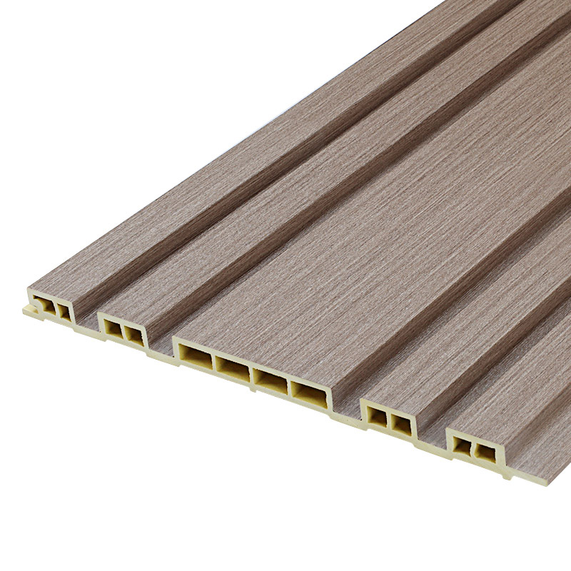 Pain&eacute;is WPC imperme&aacute;veis