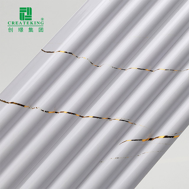 Painel de parede semi-redondo sólido com acabamento em mármore branco dourado 105,5 * 8,5 mm