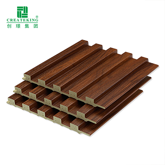 China Fornecedor por atacado painéis de madeira de parede à prova de umidade para decoração de teto de parede interior