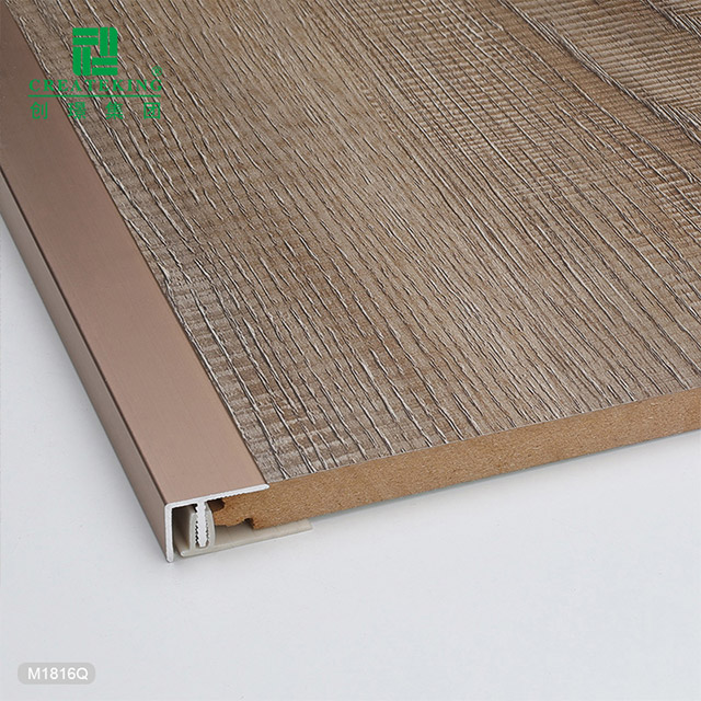 Molde de alumínio em T de 10,8x24,8mm