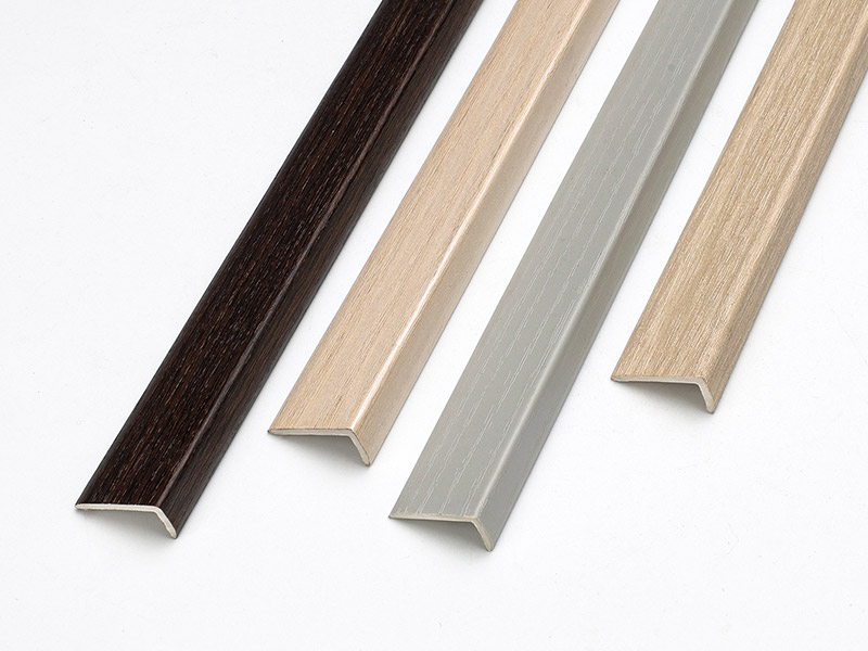 Tira de borda de piso laminado em PVC de 20 * 10 mm em forma de L