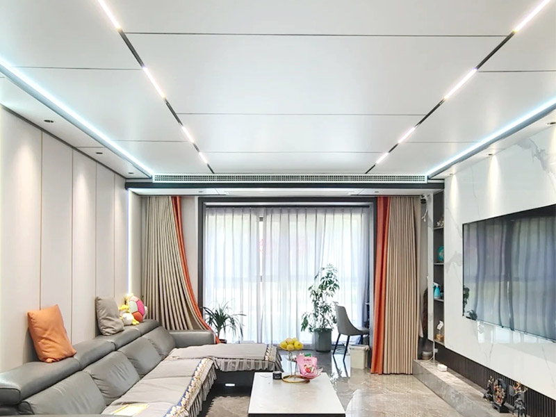 Posso colocar painéis no teto?