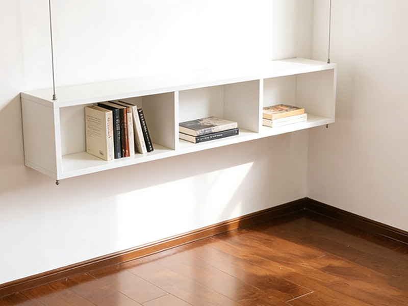 Rodap&eacute;s de madeira maci&ccedil;a