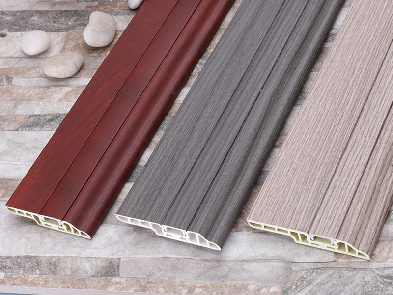 Rodap&eacute; de prego oculto em PVC de 70 * 14 mm