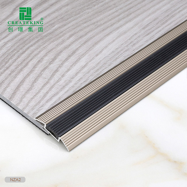 Tira redutora de alumínio de 5,4x17,75mm