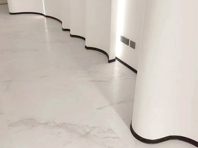 Rodap&eacute;s de liga de alum&iacute;nio