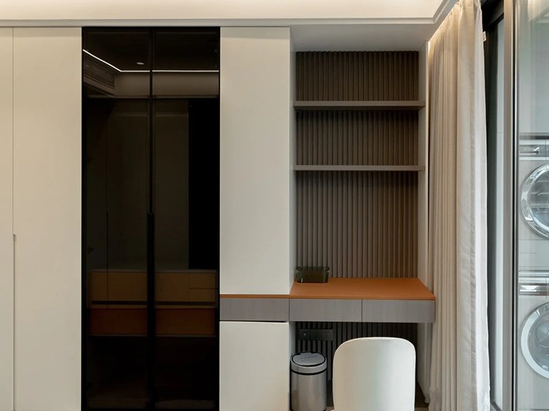 Pain&eacute;is de parede canelados s&oacute;lidos de PVC de 130 * 7,8 mm