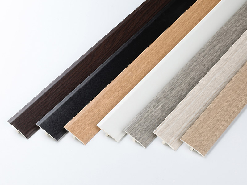 Tiras de borda de piso em PVC em forma de T