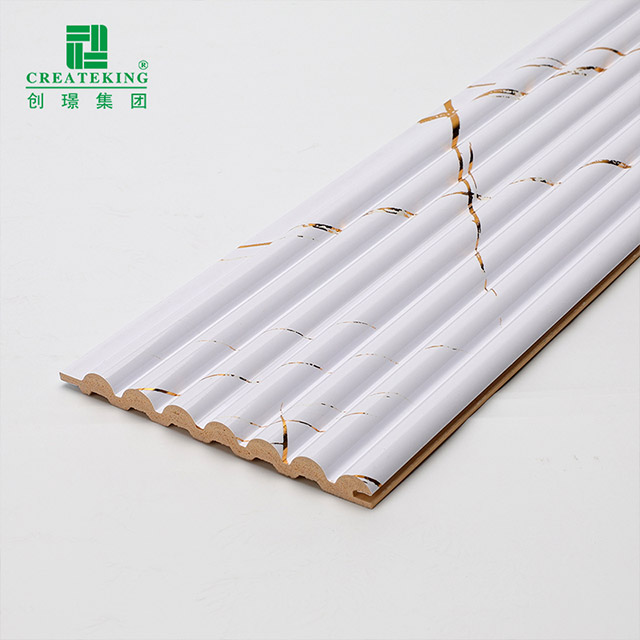 Painel de parede semi-redondo sólido com acabamento em mármore branco dourado 105,5 * 8,5 mm