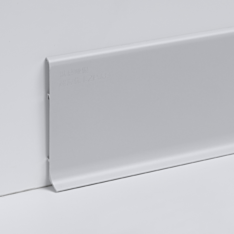 rodap&eacute; de ladrilho de alum&iacute;nio