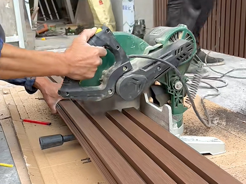 Os painéis de parede podem ser cortados no tamanho?