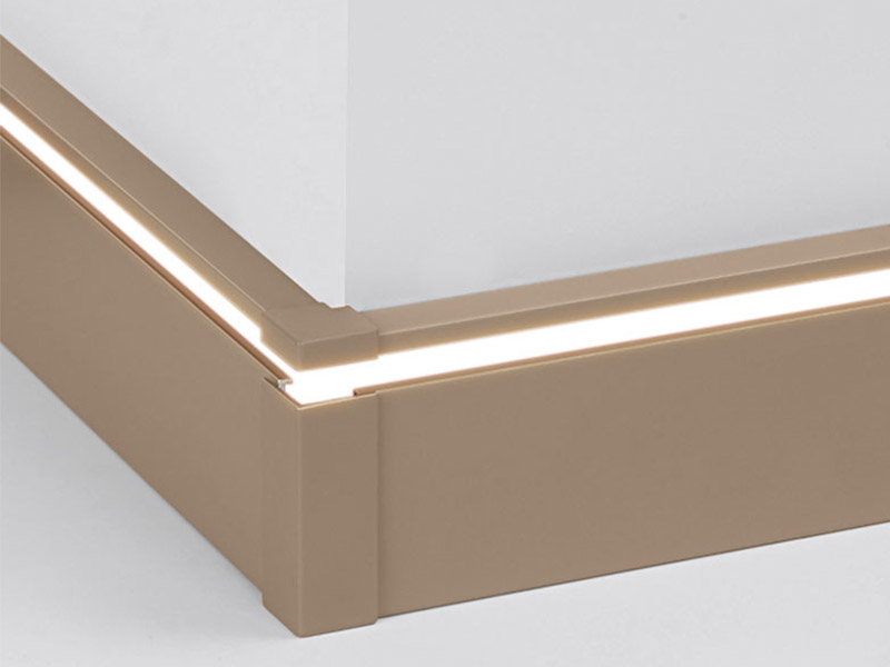 rodap&eacute; de alum&iacute;nio LED de 50*9mm