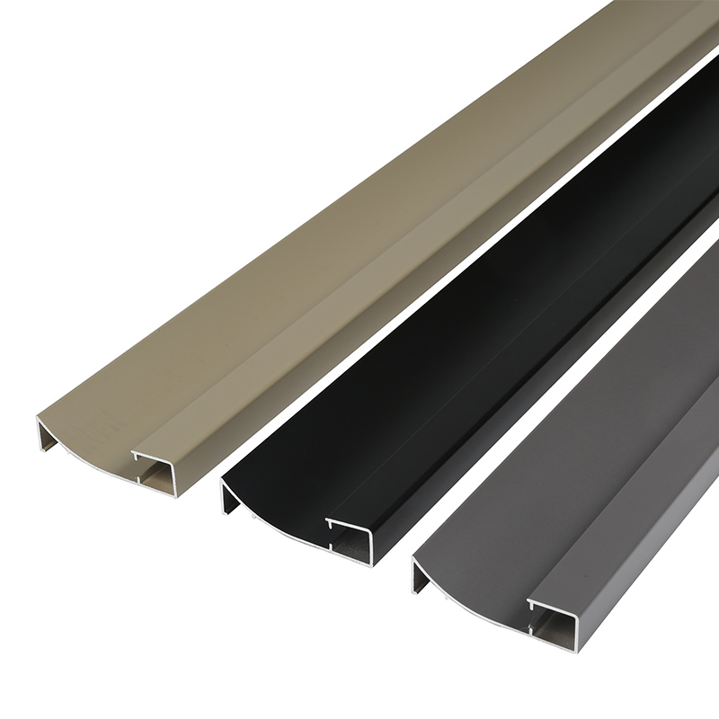 tiras de rodap&eacute; de alum&iacute;nio