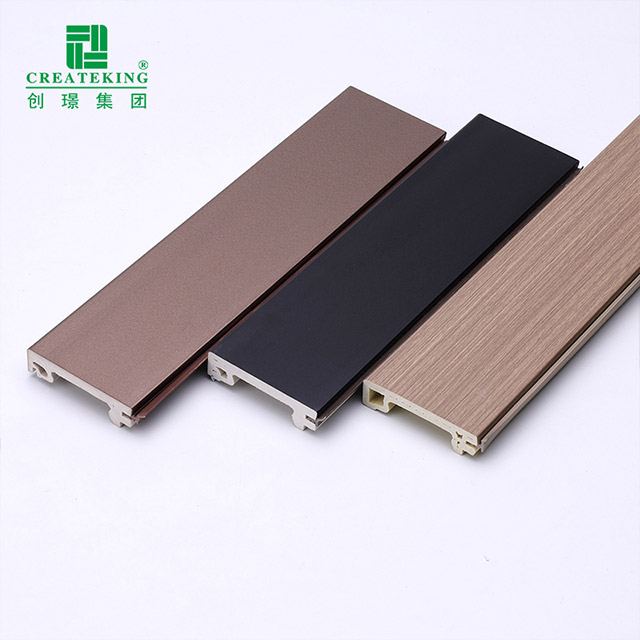 rodapé de 50*14mm WPC