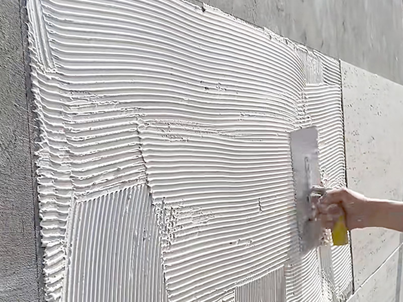 Instalar e manter pain&eacute;is de parede de pedra macia