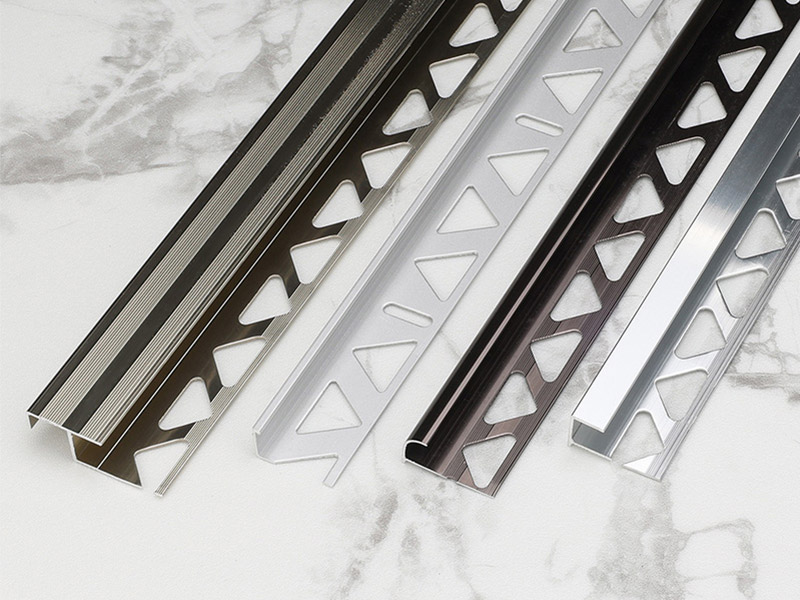 Guarni&ccedil;&atilde;o de azulejo curvo em liga de alum&iacute;nio