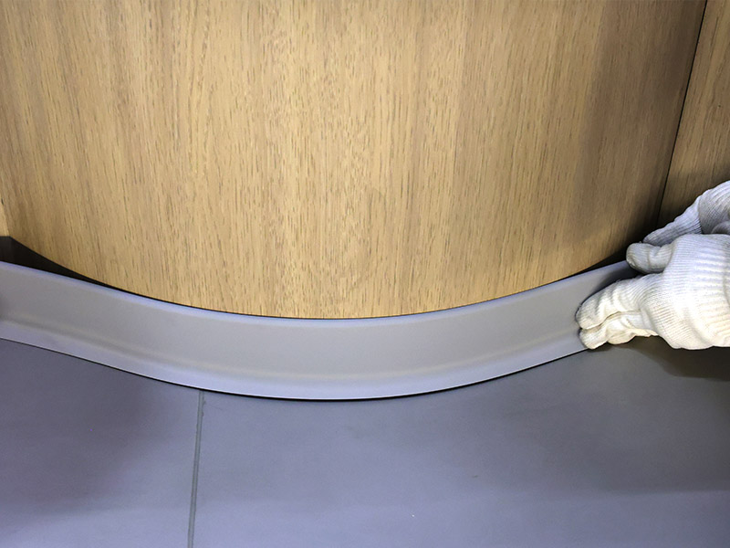 Rodap&eacute; de PVC r&iacute;gido e rodap&eacute; de PVC flex&iacute;vel