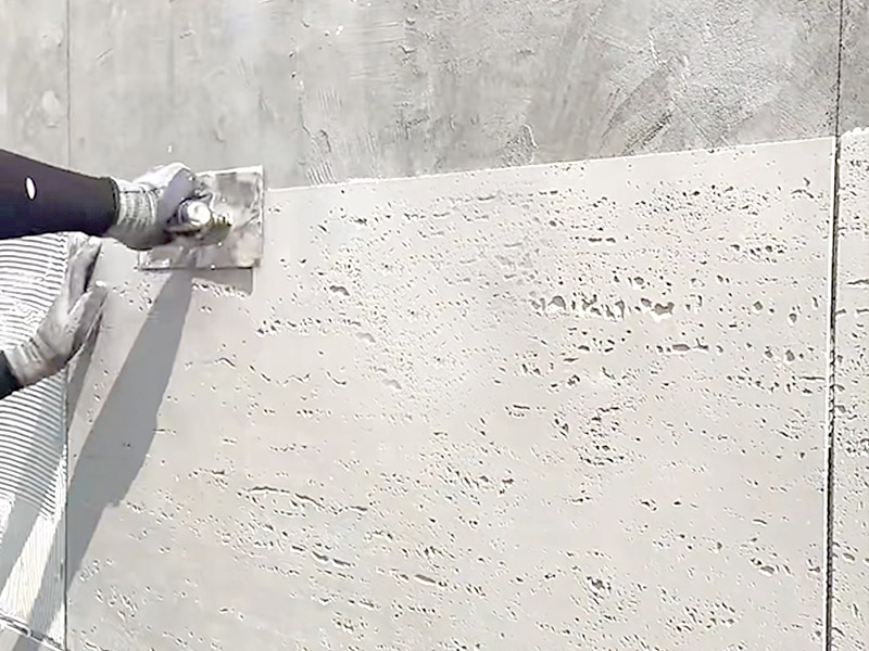 Instalar e manter pain&eacute;is de parede de pedra macia