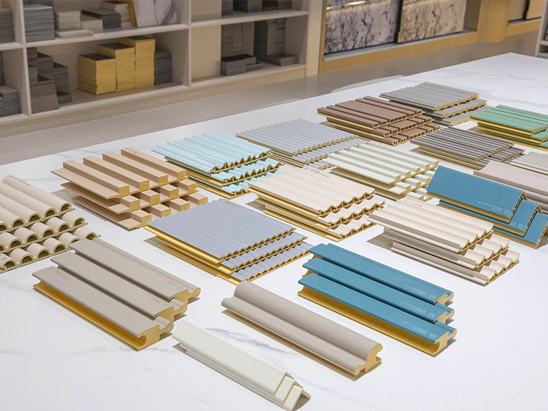 Quais são as cores dos painéis de parede WPC?